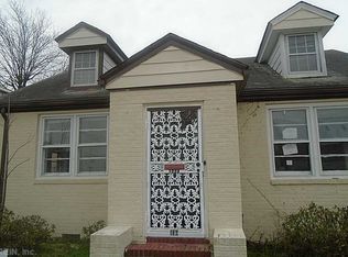 130 Mulberry St, Suffolk, VA 23434