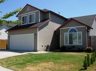 2726 Oxford St, Woodburn, OR 97071