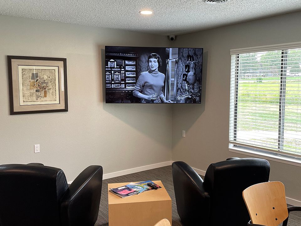 The Oaks 1540 E 15th St Belle Plaine IA Zillow