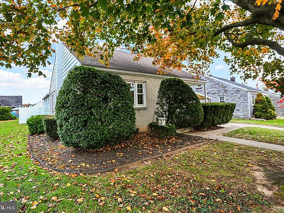 3rd image of 4111 Green Ct