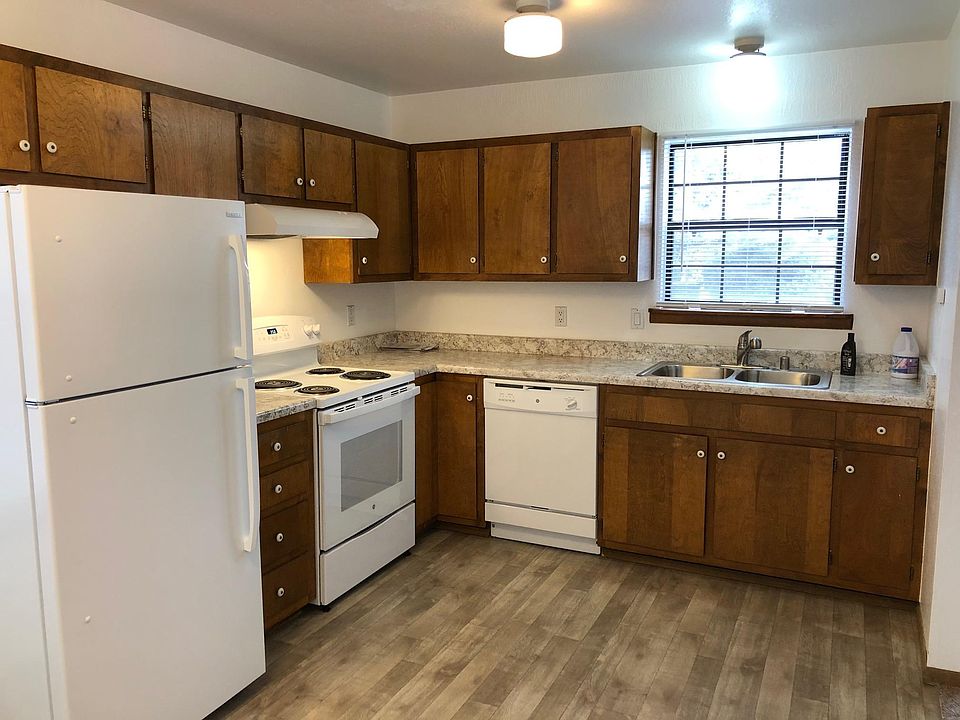 2nd image of 2704 Galisteo Rd #3