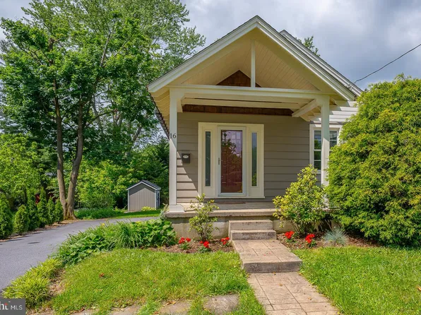 16 S Cedar Hollow Rd, Paoli, PA 19301