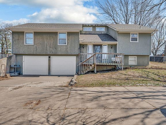 2nd image of 5328 NW Green Hills Rd