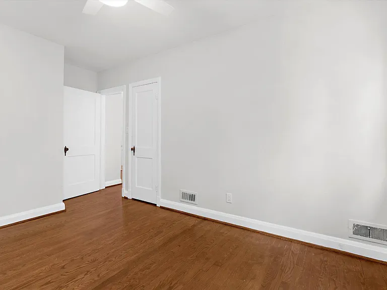218 Blenheim Rd — Photo 20