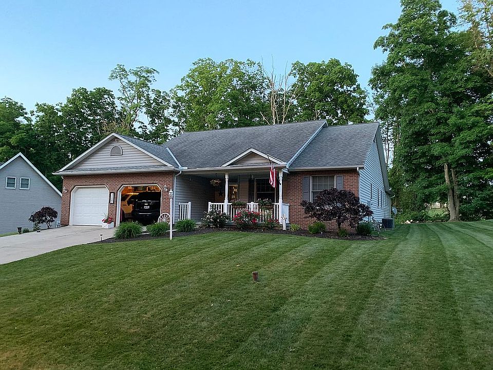 1st image of 3330 Oak Leaf Ln