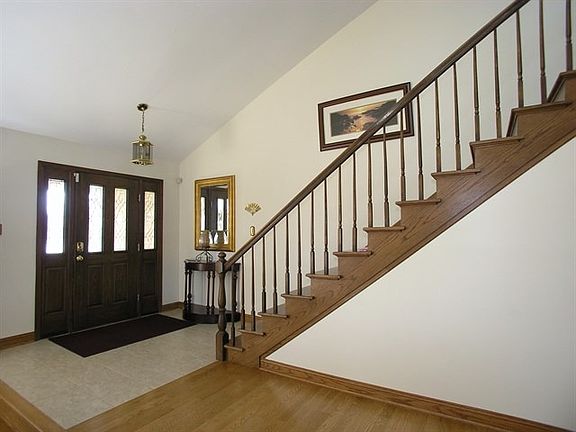 3rd image of 15510 Trailside Dr