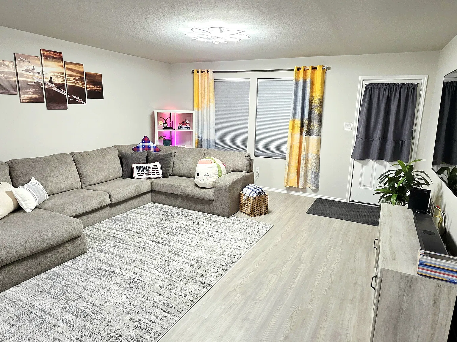 3 bed, 1440 sqft, $1,900 — Photo 4