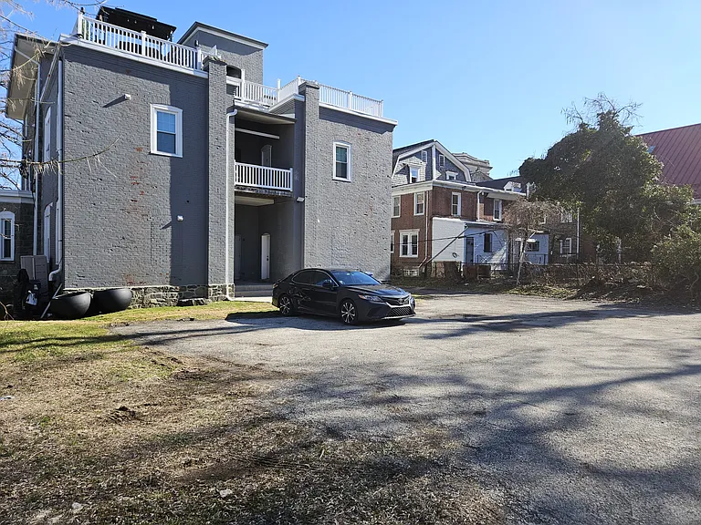 59 E High St #A — Photo 21