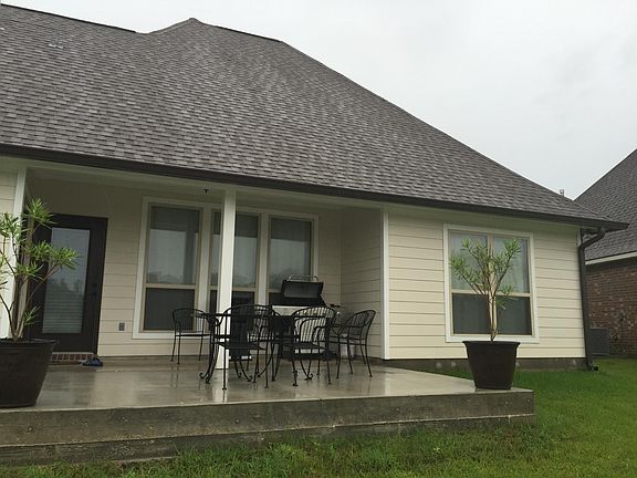 2nd image of 201 Crooked Stick Ln