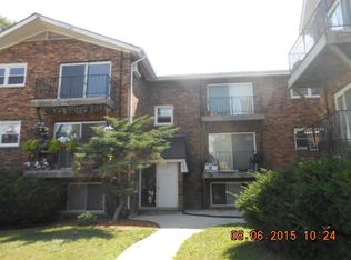 4545 Prescott Ave APT 309, Lyons, IL 60534