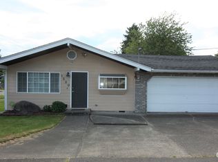 1520 N 2nd Ave, Kelso, WA
