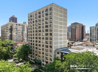 445 W Wellington, Chicago, IL 60657