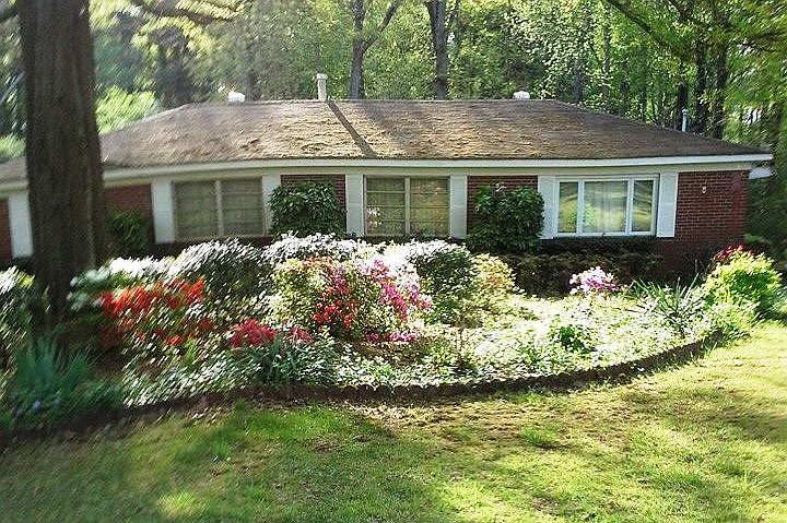 1st image of 2001 E Lake Dr