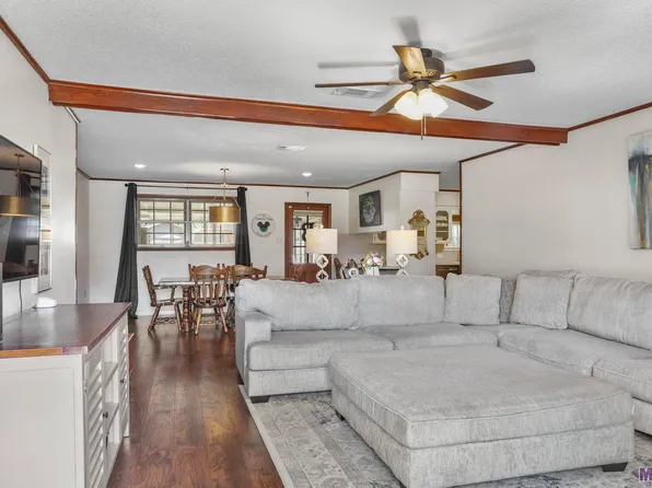 1212 E Rome St, Gonzales, LA 70737