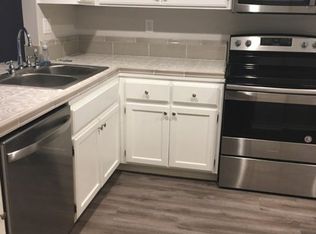 11694 Juniper Dr, Apple Valley, CA 92308