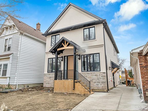 2nd image of 485 Church St
