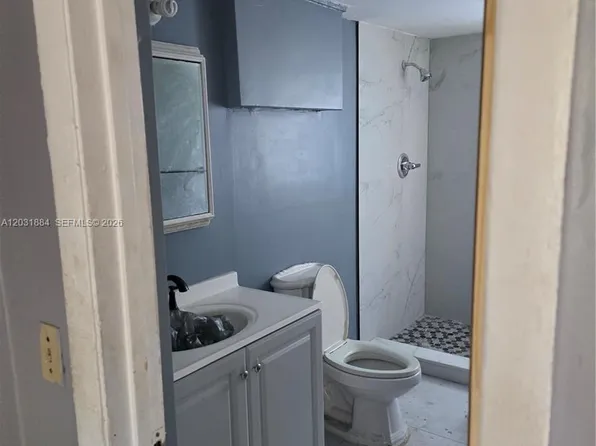 840 NE 124th St Rear B, Miami, FL 33161