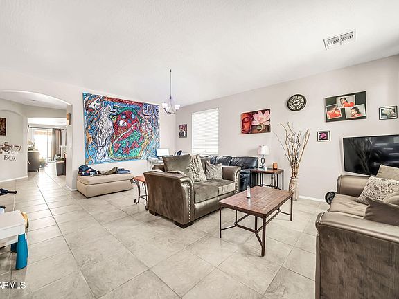 5th image of 17624 W LILAC Street