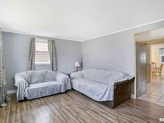 5th image of 4343 10th St