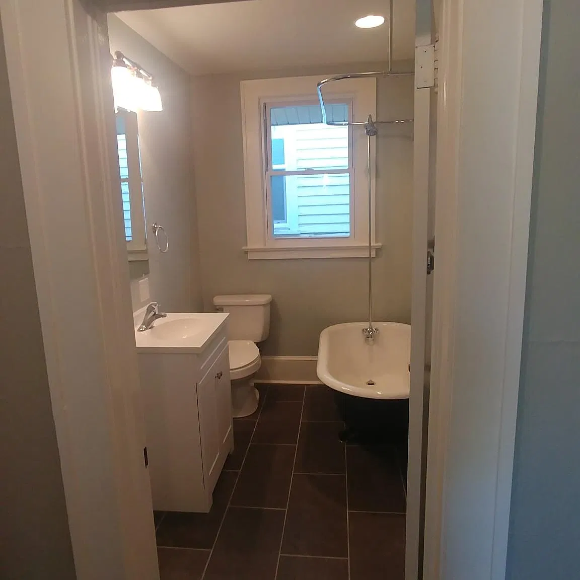 2 bed, 1250 sqft, $1,900 — Photo 4