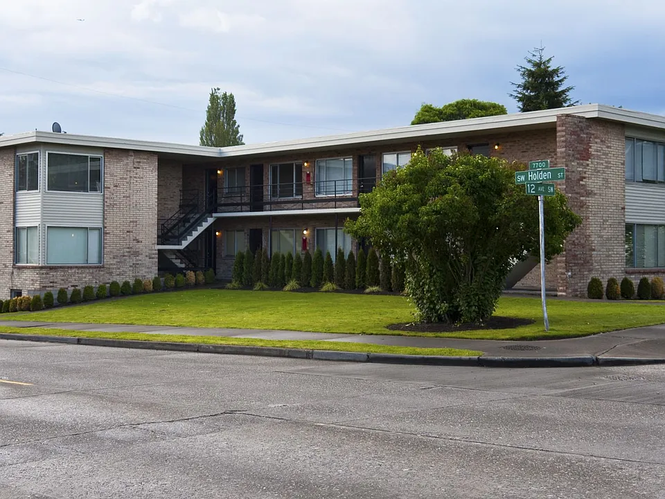 7700 12th Ave SW