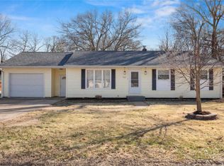 422 Dianne Ave, Columbia, IL 62236