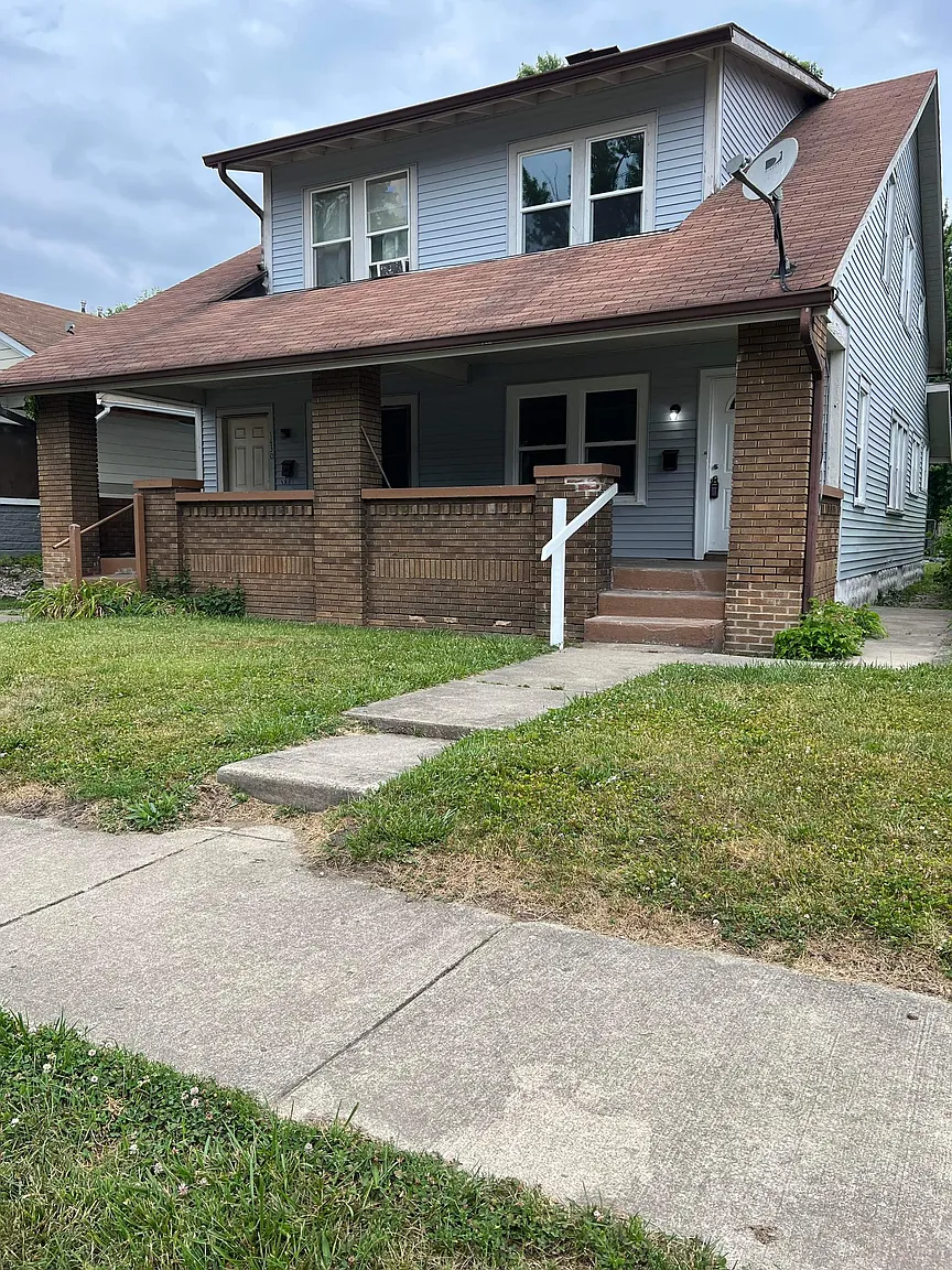 1428 W 27th St photo 1