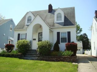 14114 Reddington Ave, Maple Heights, OH 44137