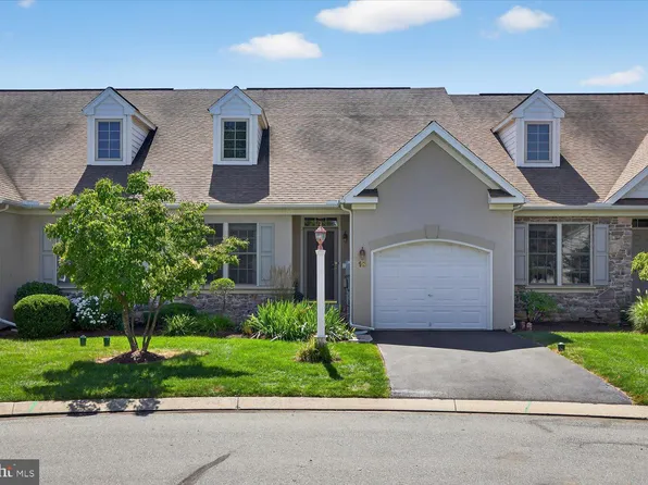 16 Leeds Ct, Lancaster, PA 17602