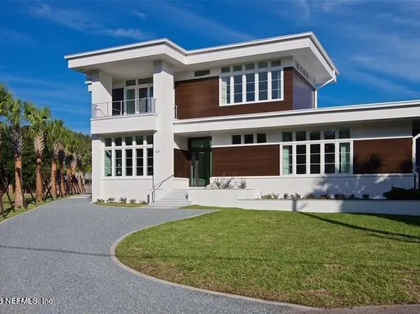 1251 Selva Marina Cir, Atlantic Beach, FL 32233