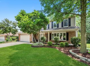 7801 Green Valley Ct, Darien, IL 60561