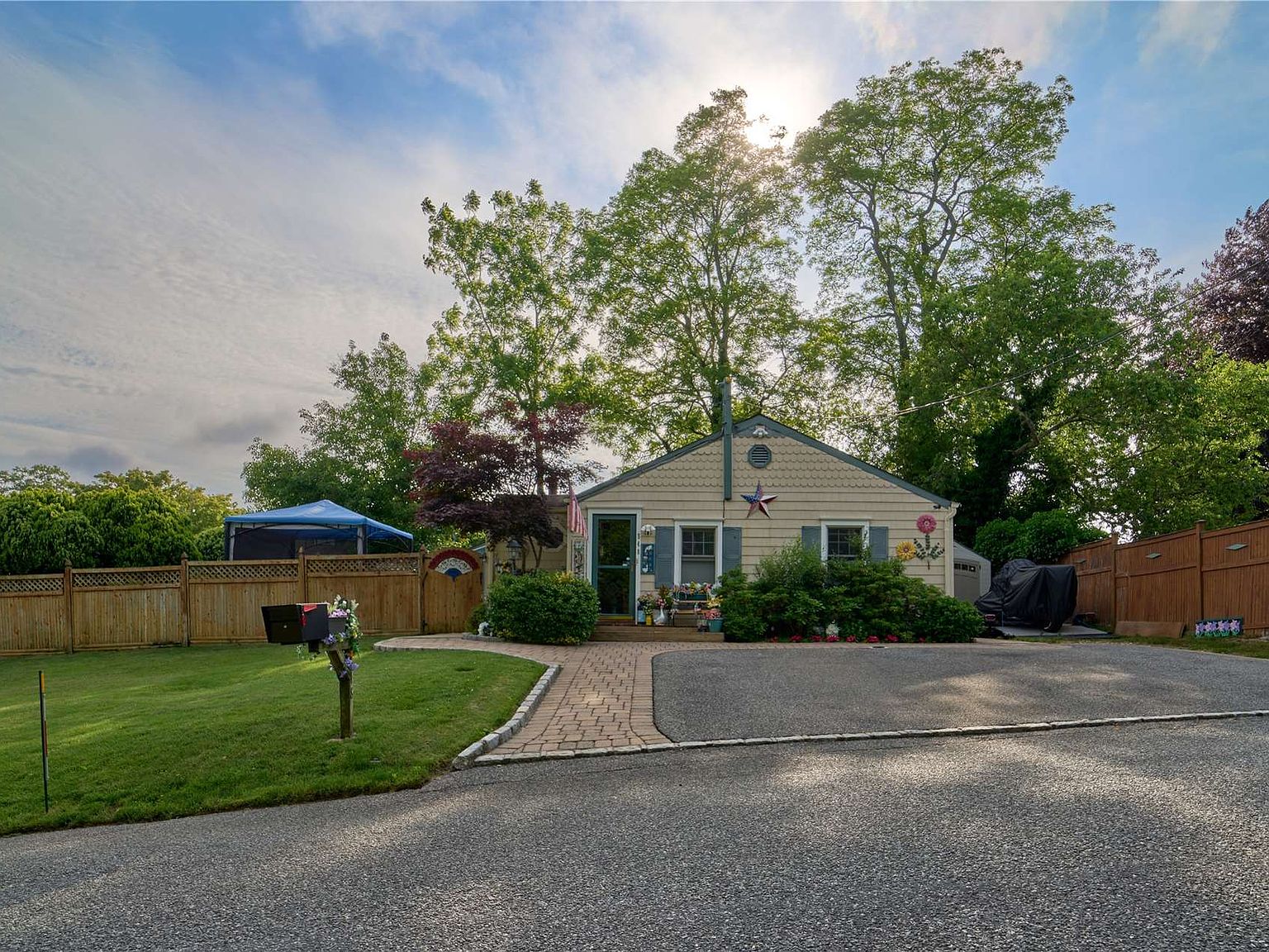 548 Maple Avenue, Patchogue, NY 11772 Zillow