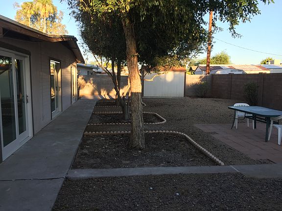 5th image of 2451 E Blanche Dr