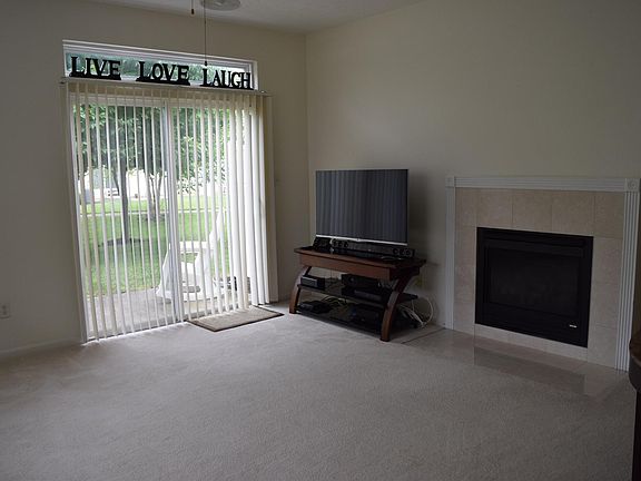 4th image of 3843 Thorngate Dr