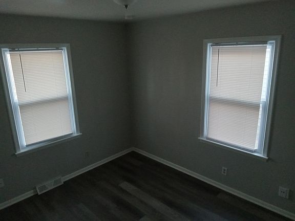 5th image of 2910 W 45th Ave