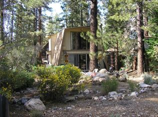 2037 Fox Ln, Big Bear City, CA 92314