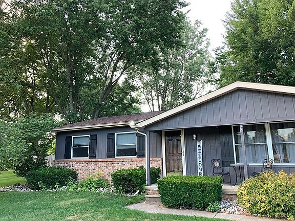 4th image of 2285 Popplewood Ct