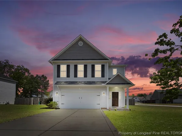 1500 Seabiscuit Dr, Parkton, NC 28371