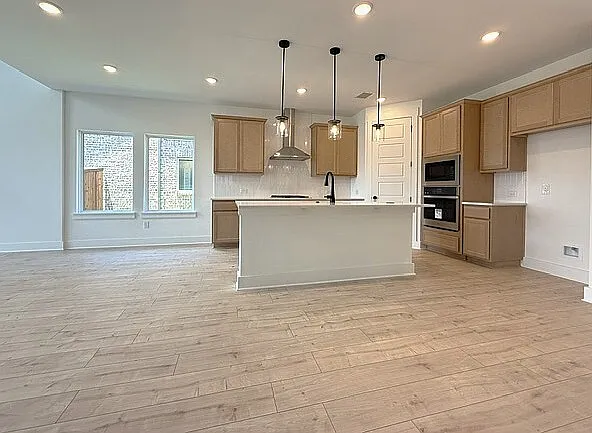 17141 Oxborough Dr — Photo 12