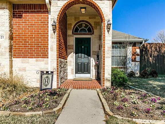 4th image of 9621 Arden Dr