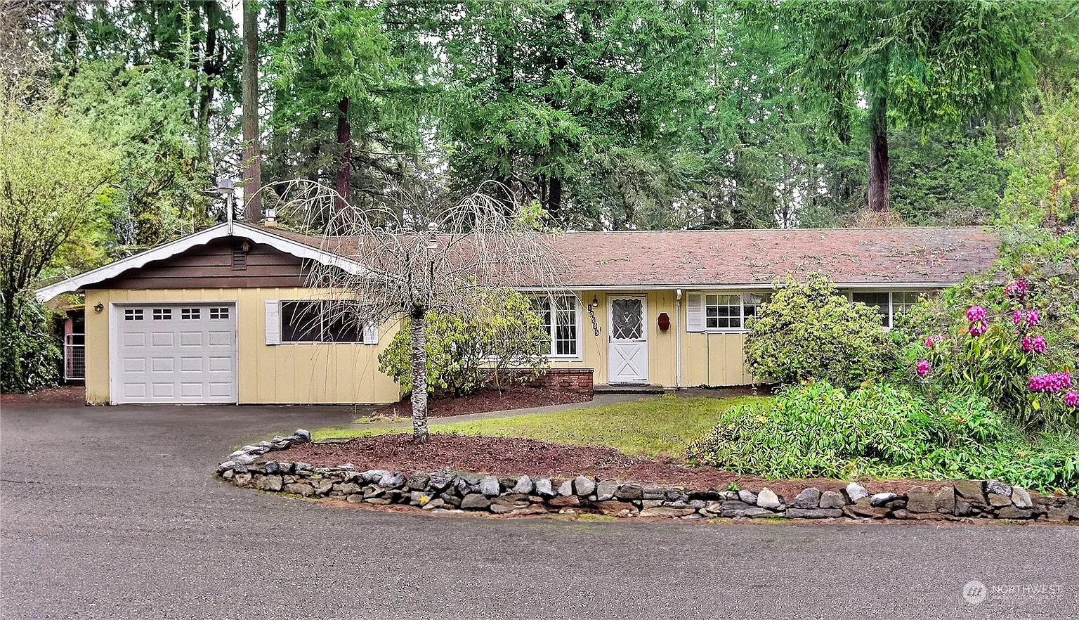 10915 Northstar Way SW photo 1