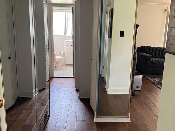 4th image of 7208 Donnell Pl #B