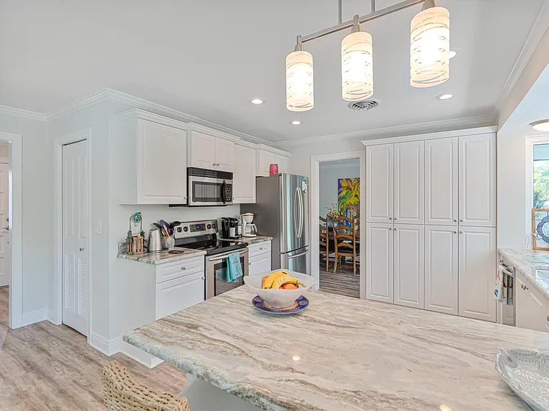 1636 Indian Bay Dr — Photo 25