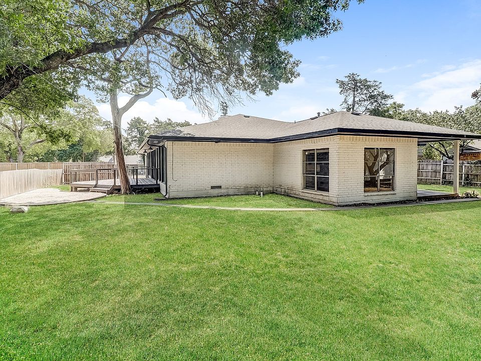 1st image of 923 Georgeland Dr