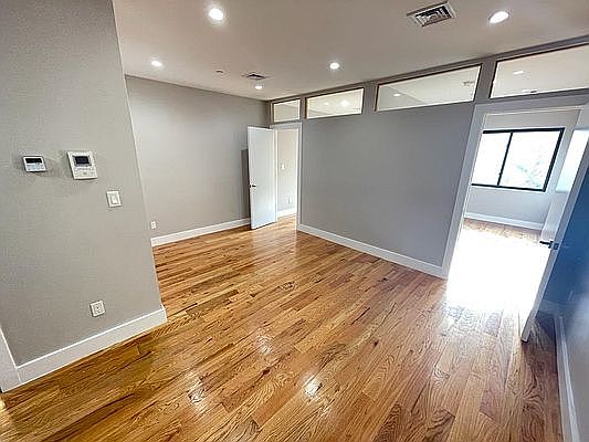 2nd image of 840 Herkimer St #3B