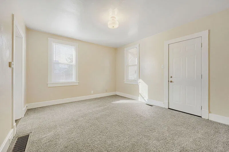 1 bed, 1.0 bath, 750 sqft, $950 — Photo 3