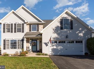 398 Springbrook Dr, Palmyra, PA 17078