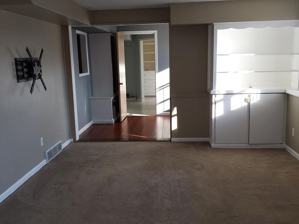 1st image of 1481 Osborn Dr