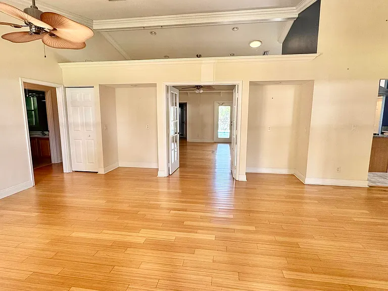 510 SW South Carolina Dr — Photo 15