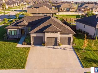 3010 S South Creek Rd, Lincoln, NE 68516